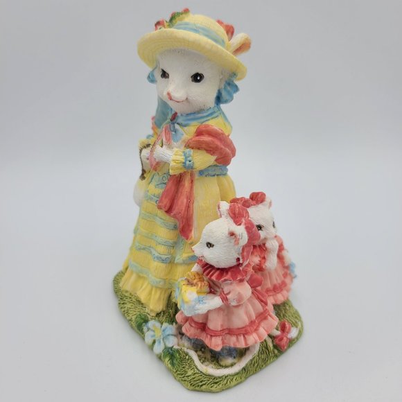 The Victorian Collection Holiday Vintage 995 Easter Spring